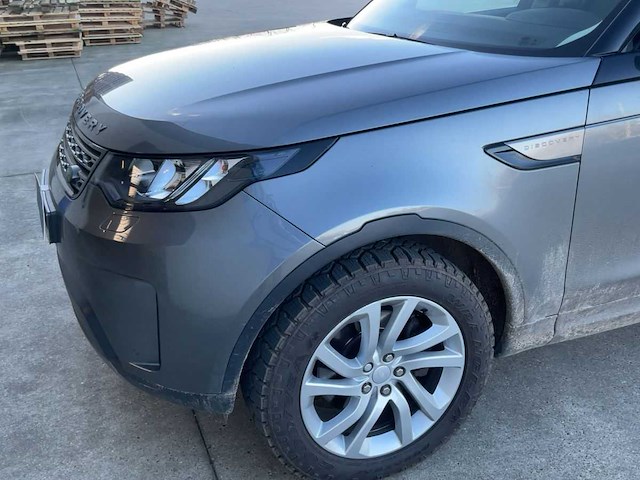 2019 land rover discovery 5 personenauto - afbeelding 30 van  30