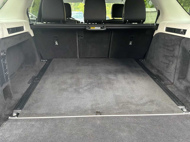 2019 land rover discovery suv - afbeelding 28 van  40