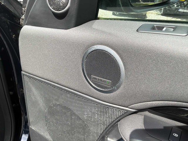 2019 land rover discovery suv - afbeelding 29 van  40