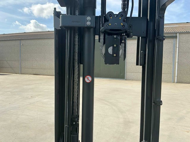 2019 linde r14 reach truck - afbeelding 15 van  28