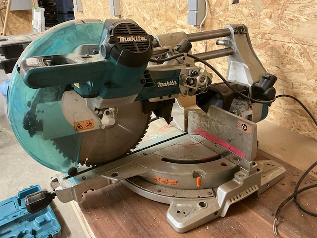 2019 makita ls1219l radiaalafkortzaagmachine - afbeelding 2 van  4