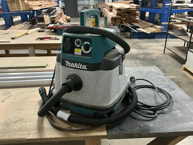 2019 makita vc2510l industriële stofzuiger - afbeelding 1 van  4