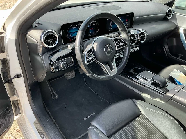 2019 mercedes-benz a 180 d personenauto - afbeelding 6 van  23