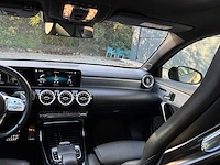 2019 mercedes-benz amg a 35 2.0 auto 2.0 benzine – 306 pk – automatisch – 2019 - afbeelding 28 van  60