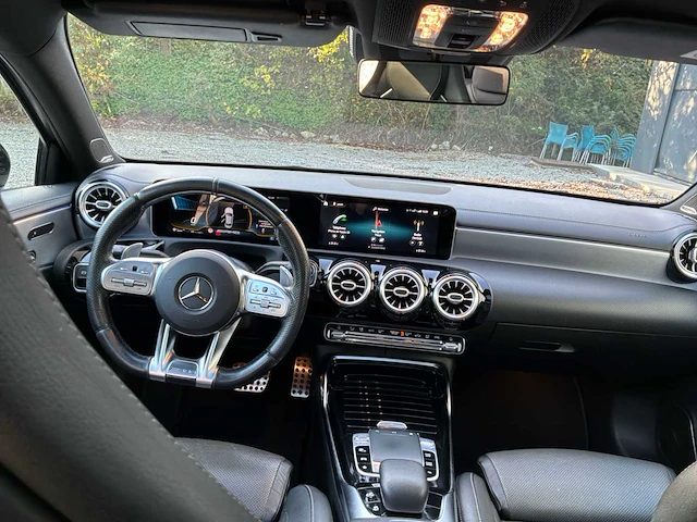 2019 mercedes-benz amg a 35 2.0 auto 2.0 benzine – 306 pk – automatisch – 2019 - afbeelding 19 van  60