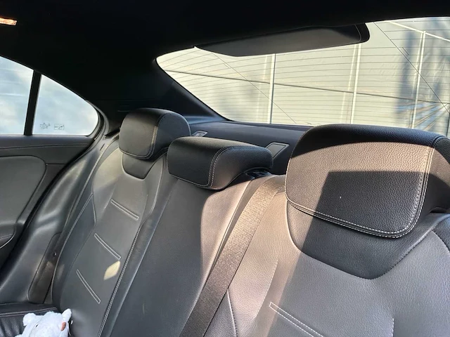 2019 mercedes-benz amg a 35 2.0 auto 2.0 benzine – 306 pk – automatisch – 2019 - afbeelding 27 van  60