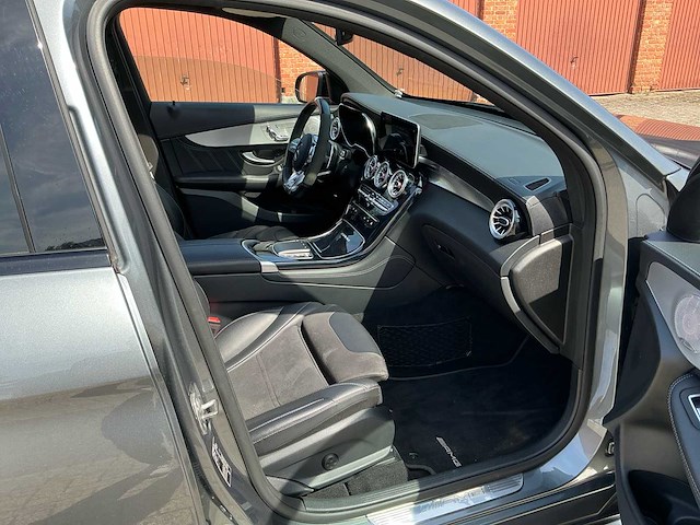 2019 mercedes-benz amg glc 63 s 4matic+ personenauto - afbeelding 26 van  67