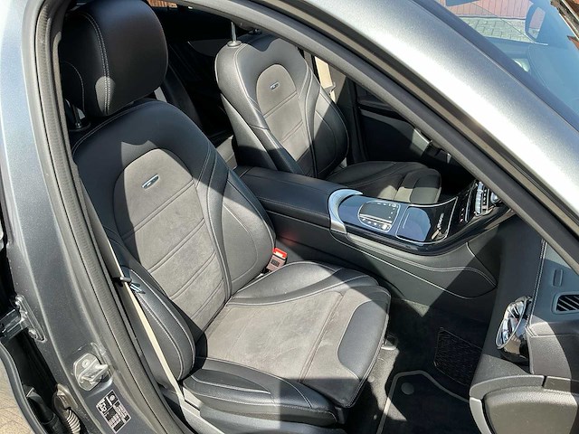 2019 mercedes-benz amg glc 63 s 4matic+ personenauto - afbeelding 27 van  65