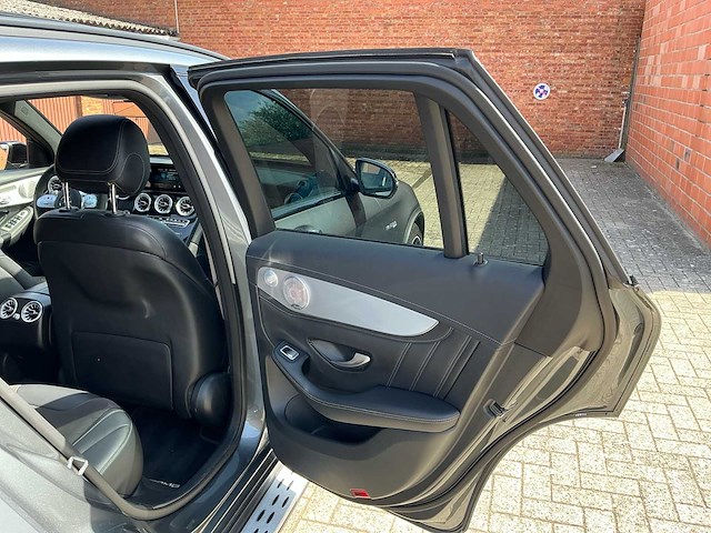 2019 mercedes-benz amg glc 63 s 4matic+ personenauto - afbeelding 28 van  65