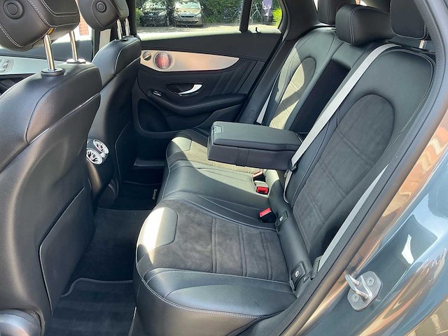 2019 mercedes-benz amg glc 63 s 4matic+ personenauto - afbeelding 35 van  65