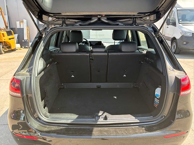2019 mercedes-benz b 180 personenauto - afbeelding 19 van  36