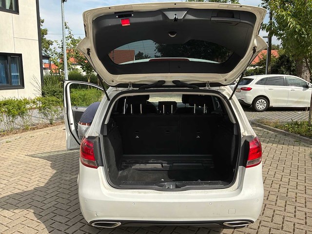 2019 mercedes-benz b-klasse 220d ambition auto - afbeelding 28 van  65