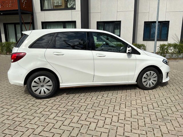 2019 mercedes-benz b-klasse 220d ambition auto - afbeelding 56 van  65