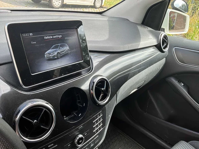 2019 mercedes-benz b-klasse 220d ambition auto - afbeelding 18 van  59