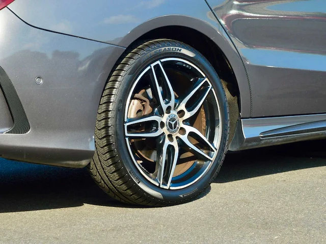 2019 mercedes-benz cla 180 schietremauto - afbeelding 7 van  37