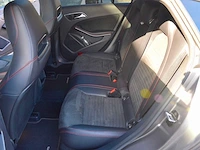 2019 mercedes-benz cla 180 schietremauto - afbeelding 14 van  37