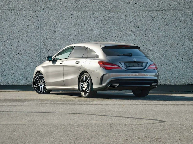 2019 mercedes-benz cla 180 schietremauto - afbeelding 23 van  37