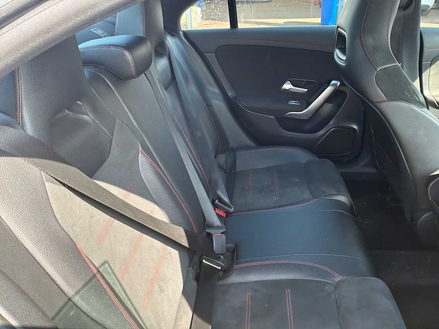 2019 mercedes-benz cla 180d personenauto - afbeelding 22 van  40
