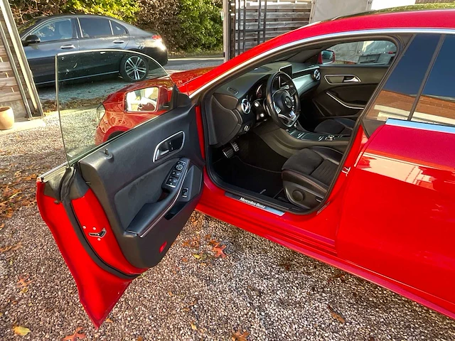 2019 mercedes-benz cla 200 amg limousine 4matic personenauto - afbeelding 2 van  24