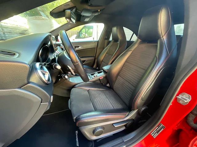 2019 mercedes-benz cla 200 amg limousine 4matic personenauto - afbeelding 5 van  26