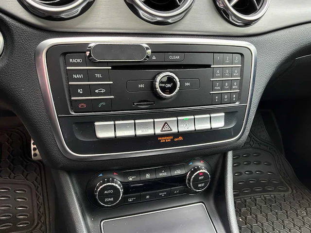 2019 mercedes-benz gla x156 gla 180 auto - afbeelding 11 van  39
