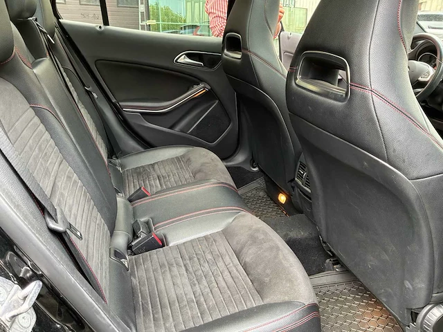 2019 mercedes-benz gla x156 gla 180 auto - afbeelding 16 van  39