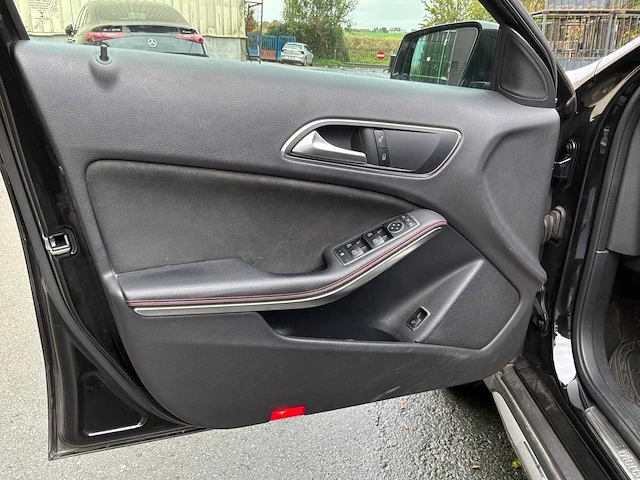 2019 mercedes-benz gla x156 gla 180 auto - afbeelding 8 van  29