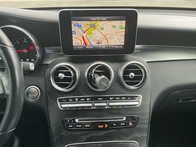 2019 mercedes-benz glc 220 personenauto - afbeelding 9 van  30
