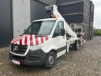 2019 mercedes-benz sprinter vrachtwagen met hoogtewerker