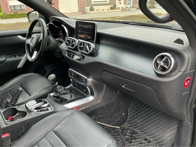 2019 mercedes-benz x-klasse lichte vracht - afbeelding 27 van  53
