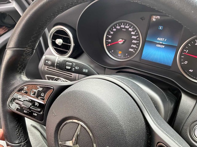 2019 mercedes c 180d auto - afbeelding 25 van  35