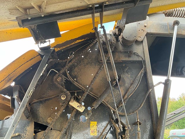 2019 new holland roll-belt 180 cropcutter ronde balenmaker - afbeelding 8 van  30