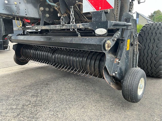 2019 new holland roll-belt 180 cropcutter ronde balenmaker - afbeelding 11 van  30