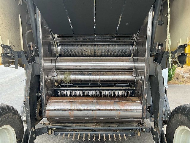 2019 new holland roll-belt 180 cropcutter ronde balenmaker - afbeelding 1 van  23