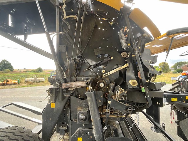 2019 new holland roll-belt 180 cropcutter ronde balenmaker - afbeelding 12 van  23