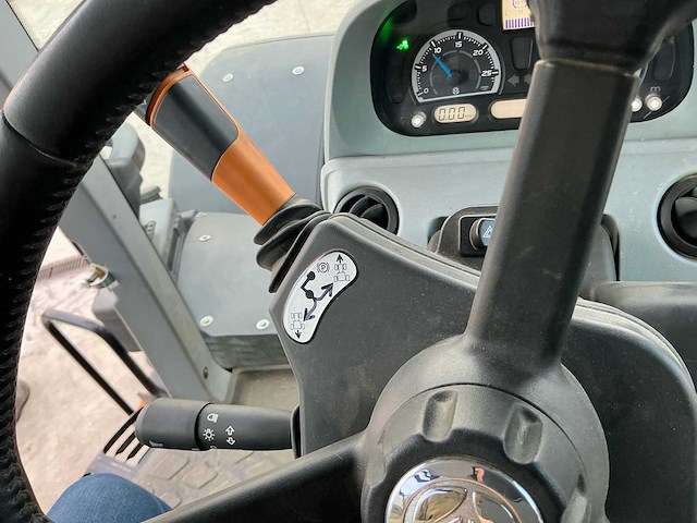 2019 new holland t7 315 ac vierwielaangedreven landbouwtractor - afbeelding 40 van  57