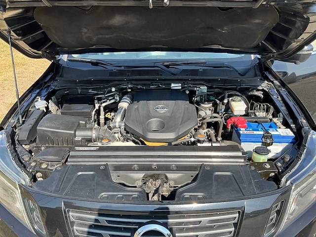 2019 nissan navara lichte vrachtwagen - afbeelding 4 van  10