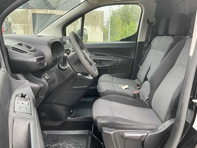 2019 opel combo - afbeelding 8 van  38