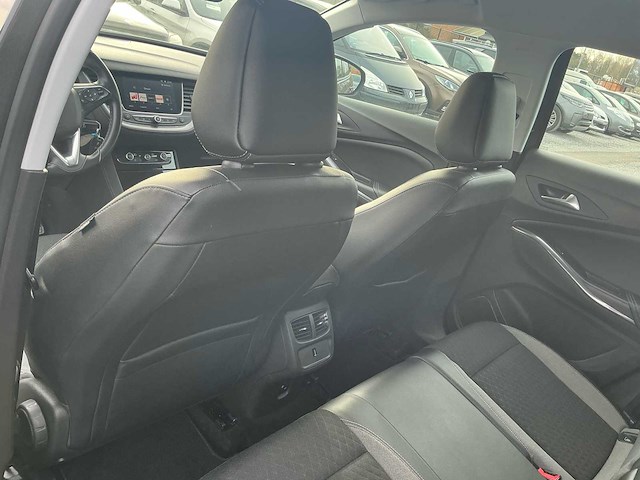 2019 opel grandland x personenauto - afbeelding 17 van  35