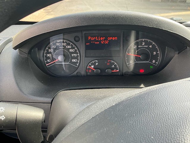 2019 peugeot boxer - airco - euro 6b - trekhaak - afbeelding 33 van  62