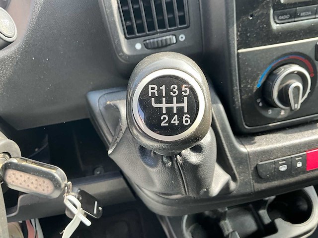 2019 peugeot boxer - airco - euro 6b - trekhaak - afbeelding 38 van  62