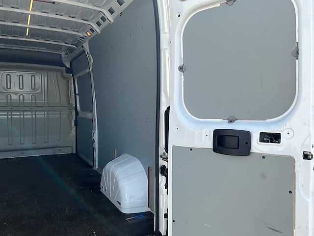 2019 peugeot boxer - airco - euro 6b - trekhaak - afbeelding 3 van  43