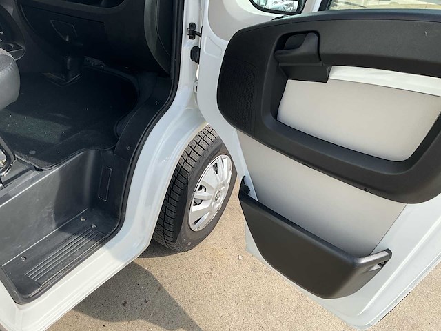 2019 peugeot boxer - airco - euro 6b - trekhaak - afbeelding 29 van  43