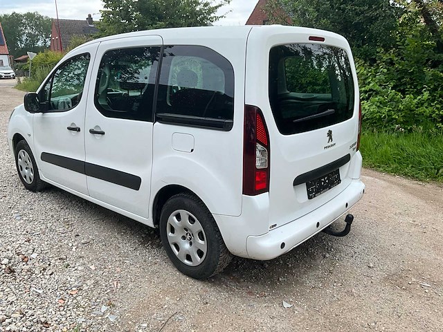 2019 peugeot partner tepee 1.6 bluehdi stationwagen 5 pers - euro 6 - airco - trekhaak - afbeelding 23 van  42