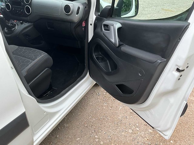 2019 peugeot partner tepee 1.6 bluehdi stationwagen 5 pers - euro 6 - airco - trekhaak - afbeelding 36 van  42