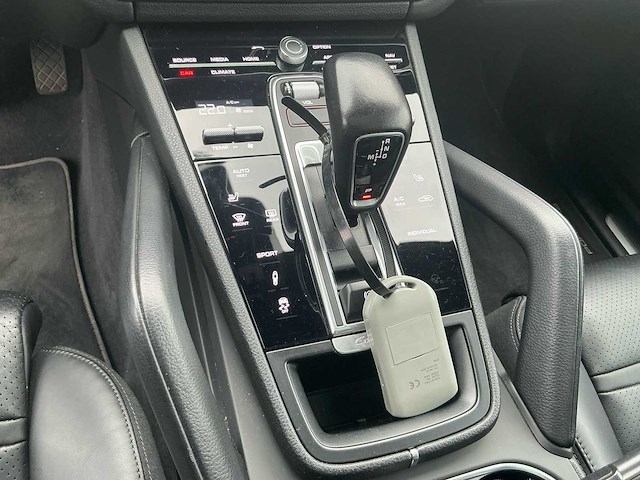 2019 porsche cayenne 9ya - afbeelding 17 van  35