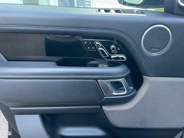 2019 range rover stationwagen - afbeelding 8 van  18