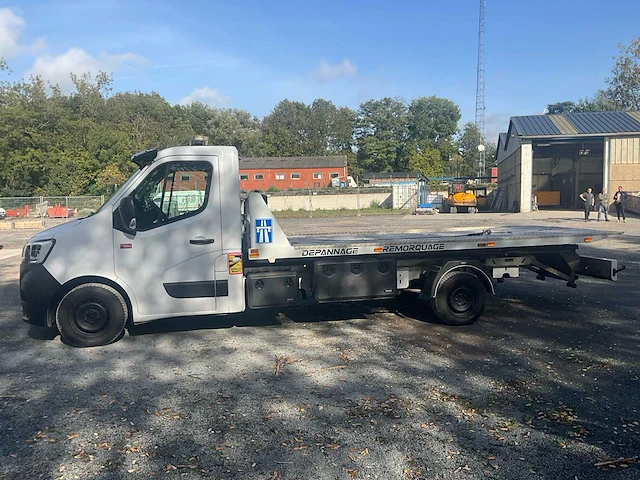 2019 renault master renault master 2,3 dci 120 kw euro 6 – sleepwagen – schuivend/kantelplatform + op afstand bestuurbare lier – 331,458 km - afbeelding 22 van  22