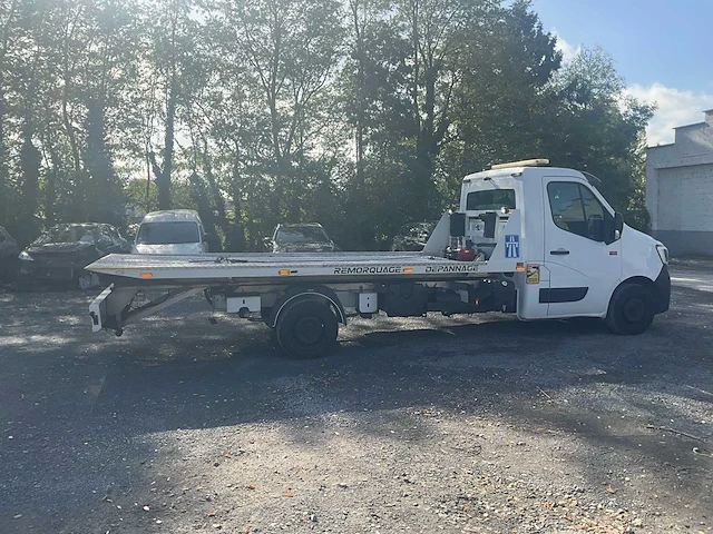 2019 renault master renault master 2,3 dci 120 kw euro 6 – sleepwagen – schuivend/kantelplatform + op afstand bestuurbare lier – 331,458 km - afbeelding 8 van  22