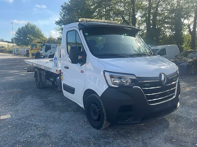 2019 renault master renault master 2,3 dci 120 kw euro 6 – sleepwagen – schuivend/kantelplatform + op afstand bestuurbare lier – 331,458 km - afbeelding 10 van  22